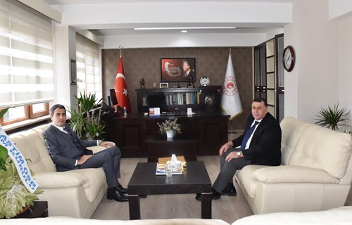 İlçe Kaymakamımız Sn. Can Kazım Kuruca, Aydın Çevre, Şehircilik ve İklim Değişikliği İl Müdürü Sn. Halit Ergin’e hayırlı olsun ziyaretinde bulundular.